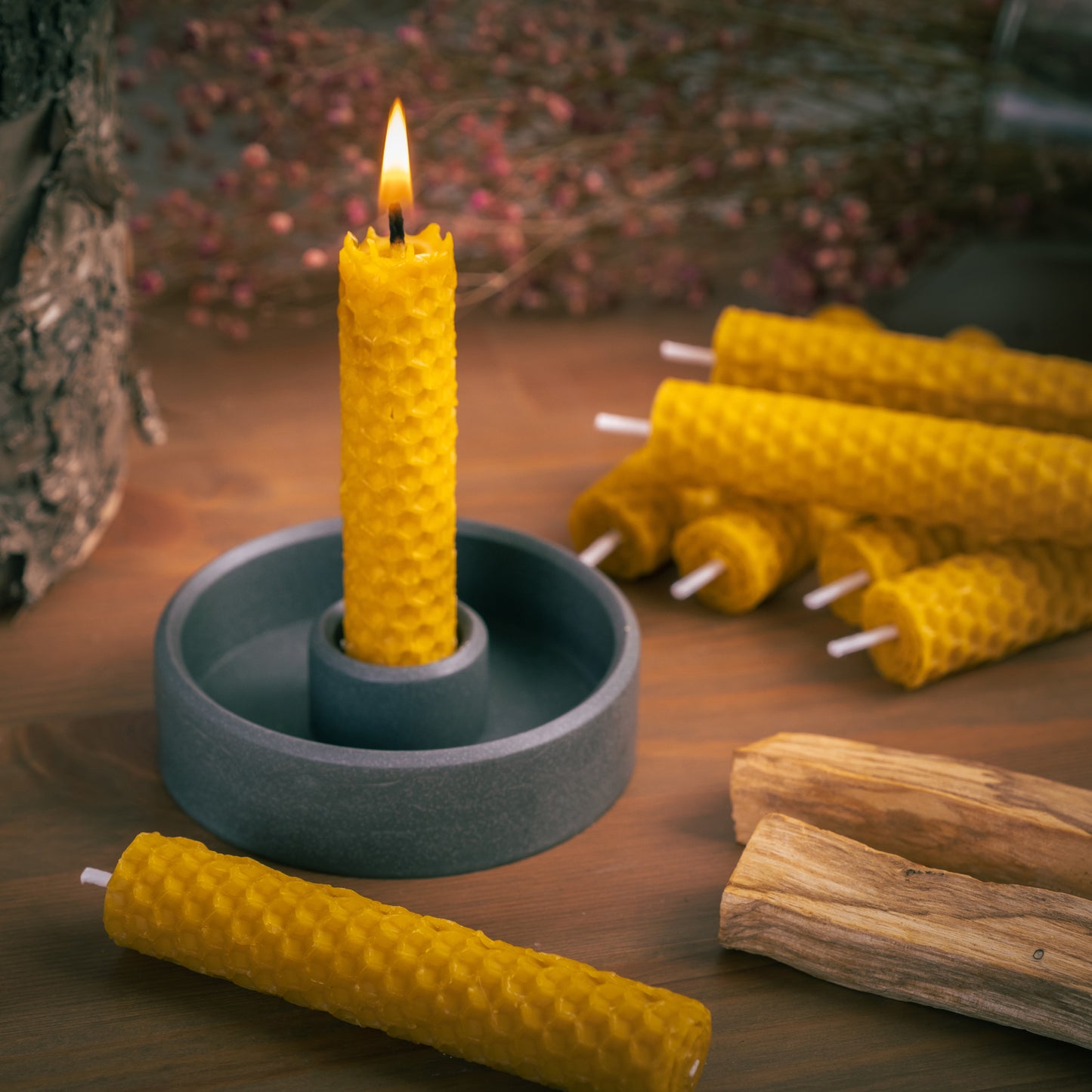 11/22 8 Velas de Miel + 2 Palo santo